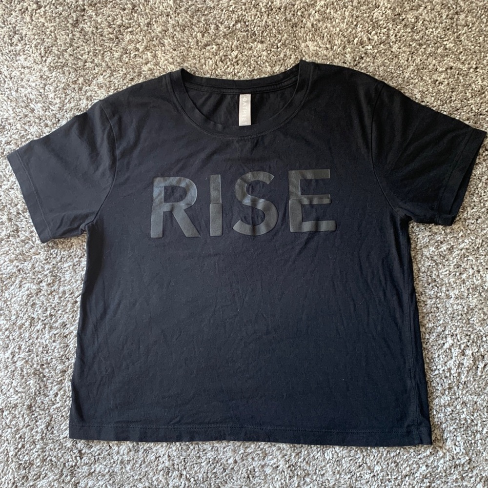 Athleta Cropped Rise Tee XS